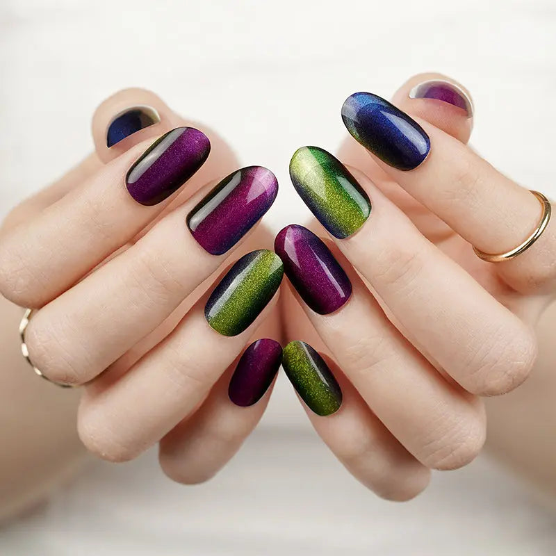 Black Jump Color Cat Eye Coffin Short Strips — Semi-Cured Gel Nail Wraps