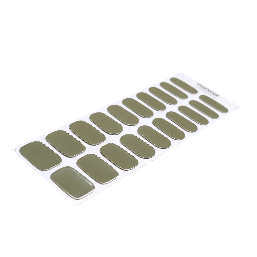 Solid Grass Green — Semi-Cured Gel Nail Wraps