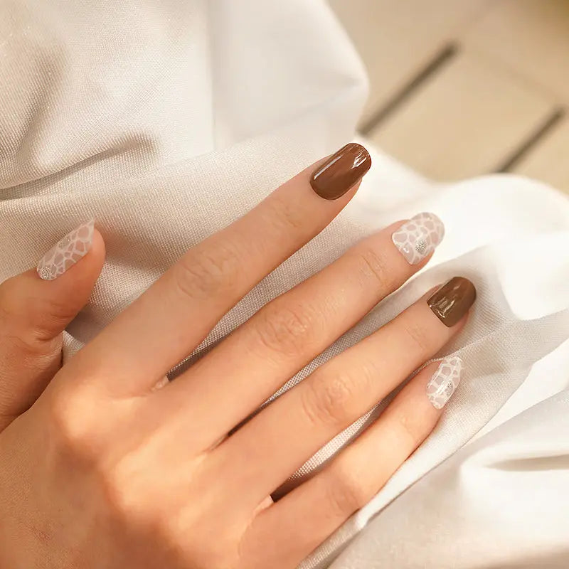 Essential Gel Honeycomb Cracks — Semi-Cured Gel Nail Wraps