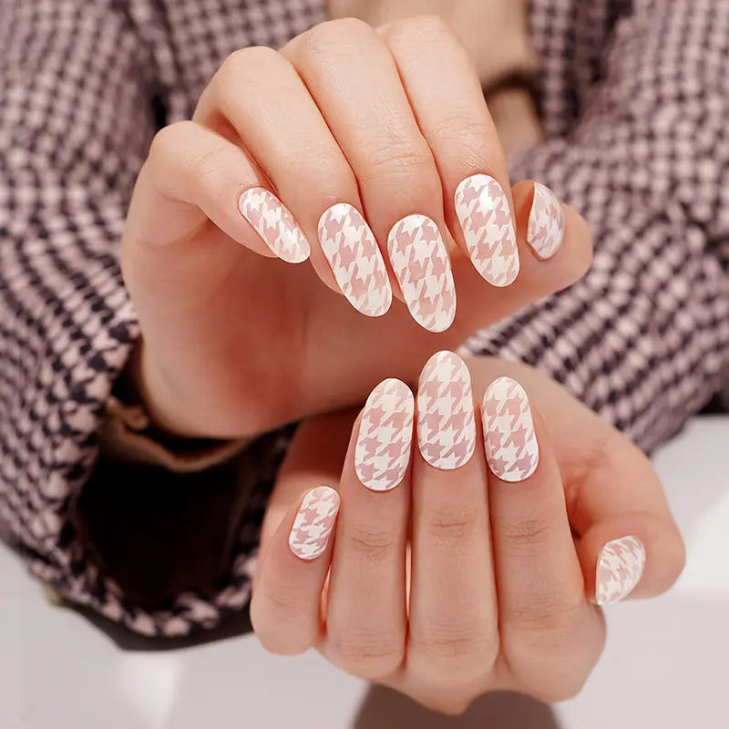 Houndstooth Pattern Gel — Semi-Cured Gel Nail Wraps