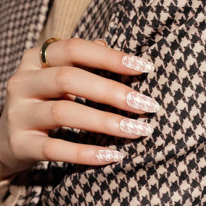 Houndstooth Pattern Gel — Semi-Cured Gel Nail Wraps