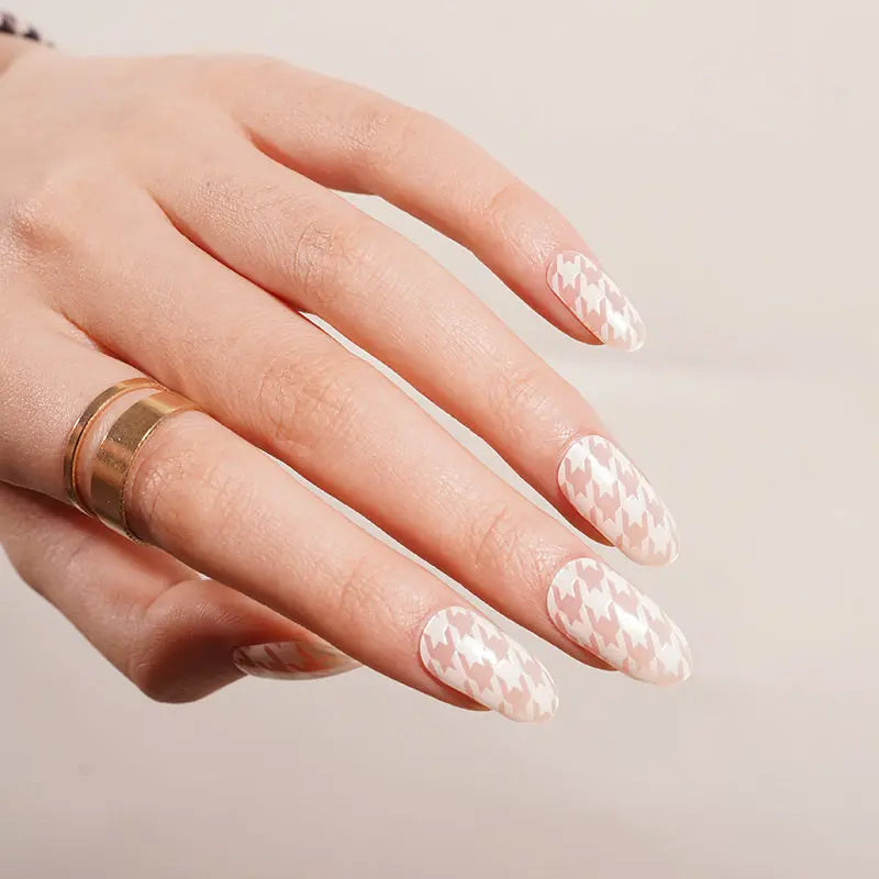 Houndstooth Pattern Gel — Semi-Cured Gel Nail Wraps