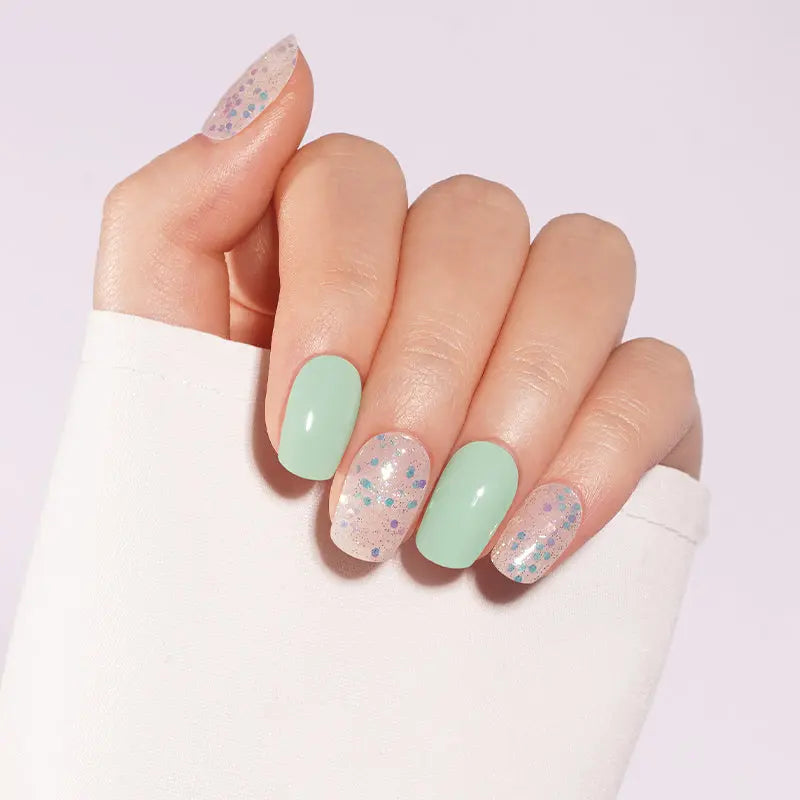 Mint Green Glitter — Semi-Cured Gel Nail Wraps