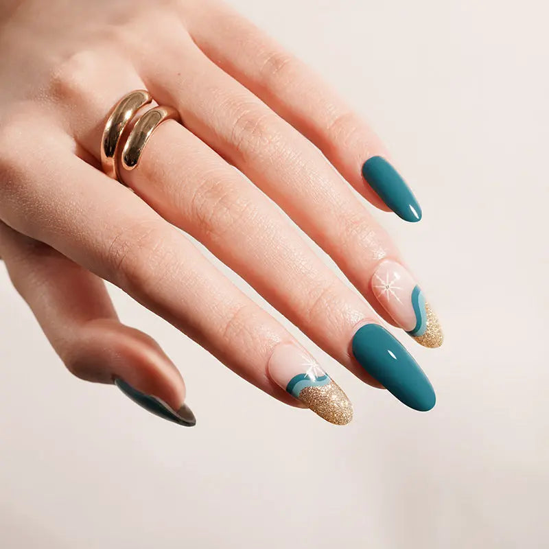 Strip Winter Snowflake Art — Semi-Cured Gel Nail Wraps