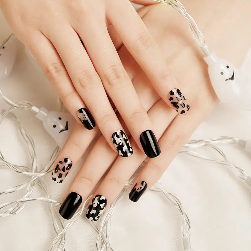 Ghost Design Halloween — Semi-Cured Gel Nail Wraps