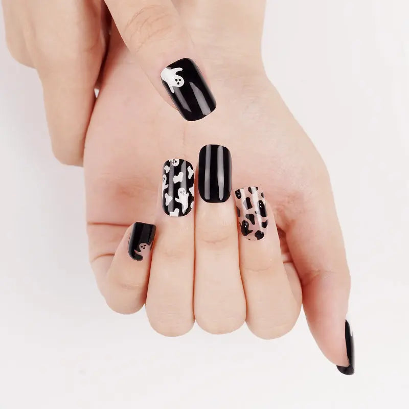 Ghost Design Halloween — Semi-Cured Gel Nail Wraps