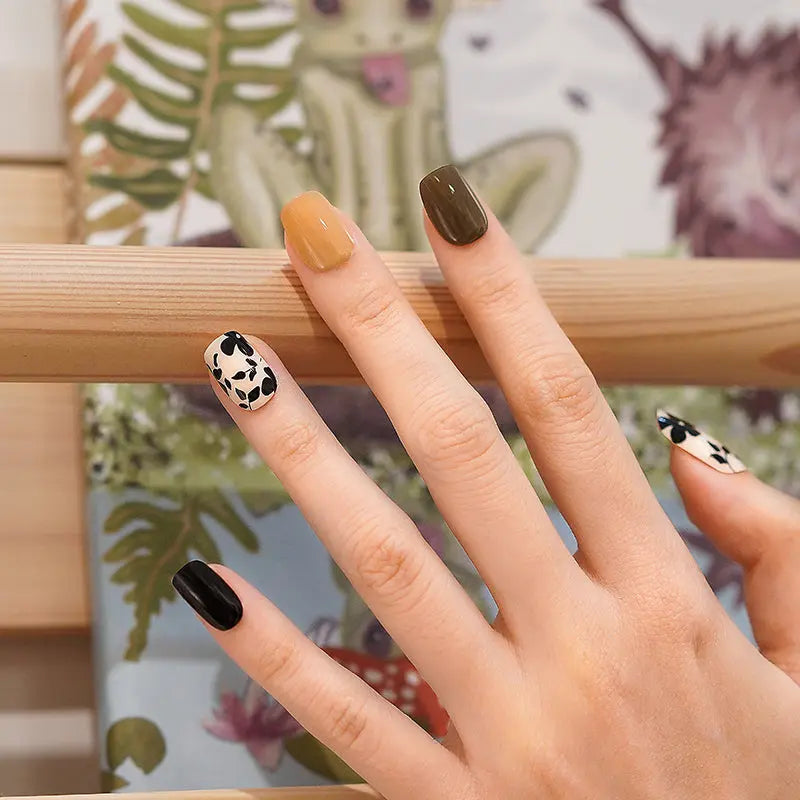 With Unlimited Design Options Leaf Silhouette — Semi-Cured Gel Nail Wraps