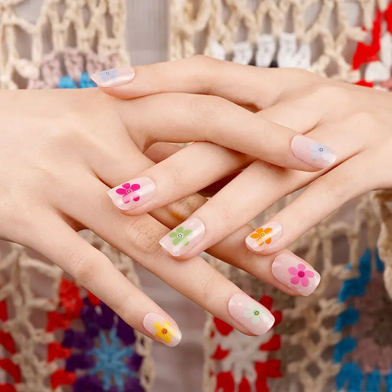 Press On Semi-Transparent Dainty Daisy Decorations — Semi-Cured Gel Nail Wraps
